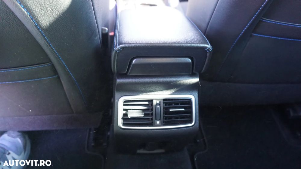 Renault Megane ENERGY TCe 130 GT LINE - 14