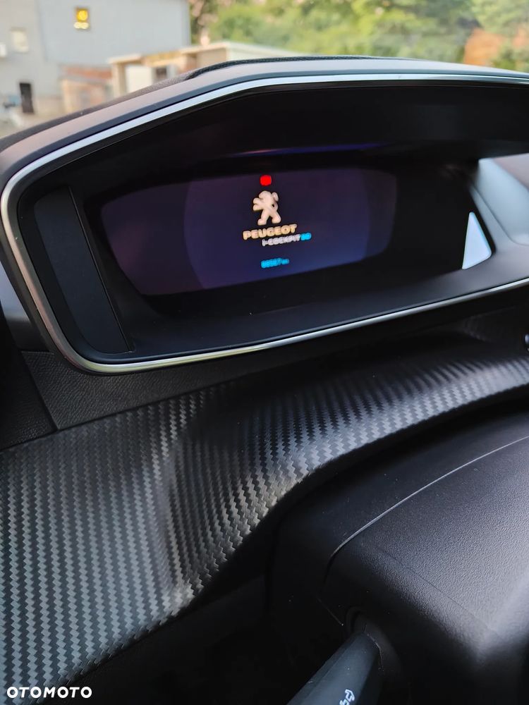 Peugeot 2008 PureTech 130 Allure Pack - 24