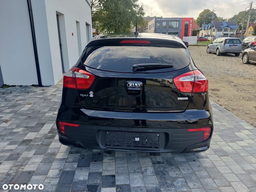 Kia Rio - 10
