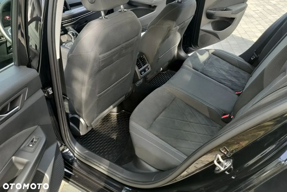 Volkswagen Golf VIII 2.0 TDI Style - 17