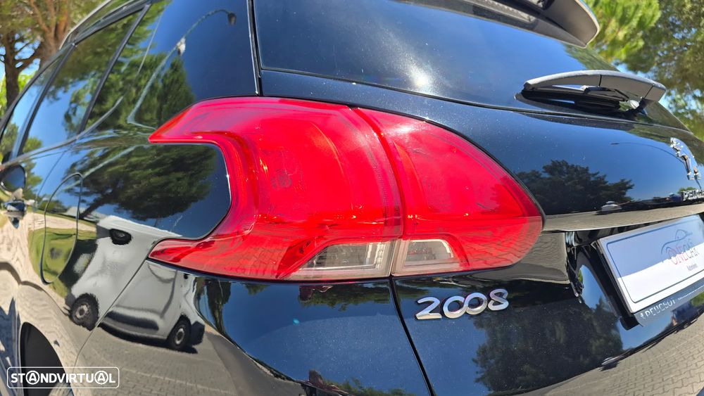 Peugeot 2008 1.6 e-HDi Allure - 23