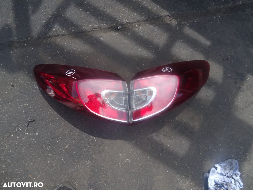 Vand Stopuri Renault Megane 3 Kombi Break din 2011 volan pe stanga cod: 265500010R - 2