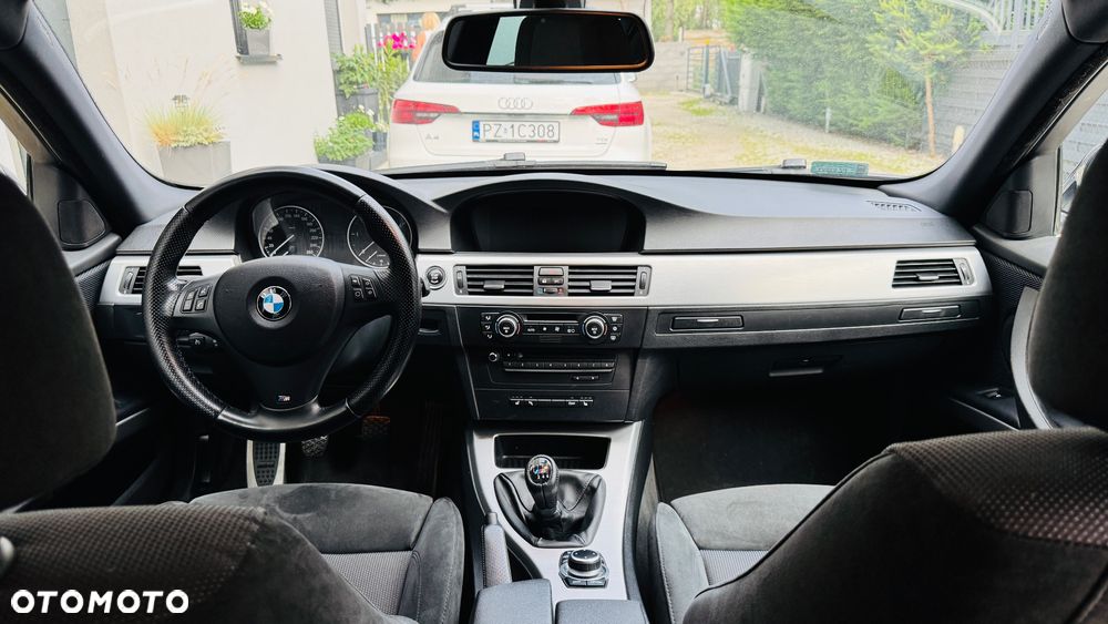 BMW Seria 3 320d - 17