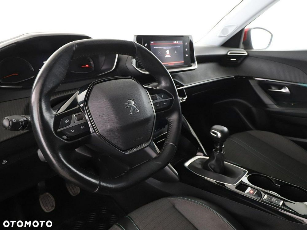 Peugeot 2008 1.5 BlueHDi Allure S&S - 14