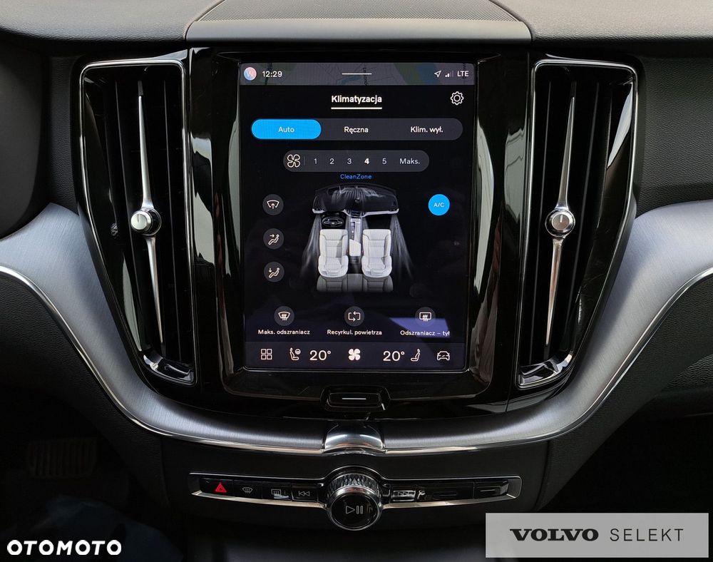Volvo XC 60 - 22