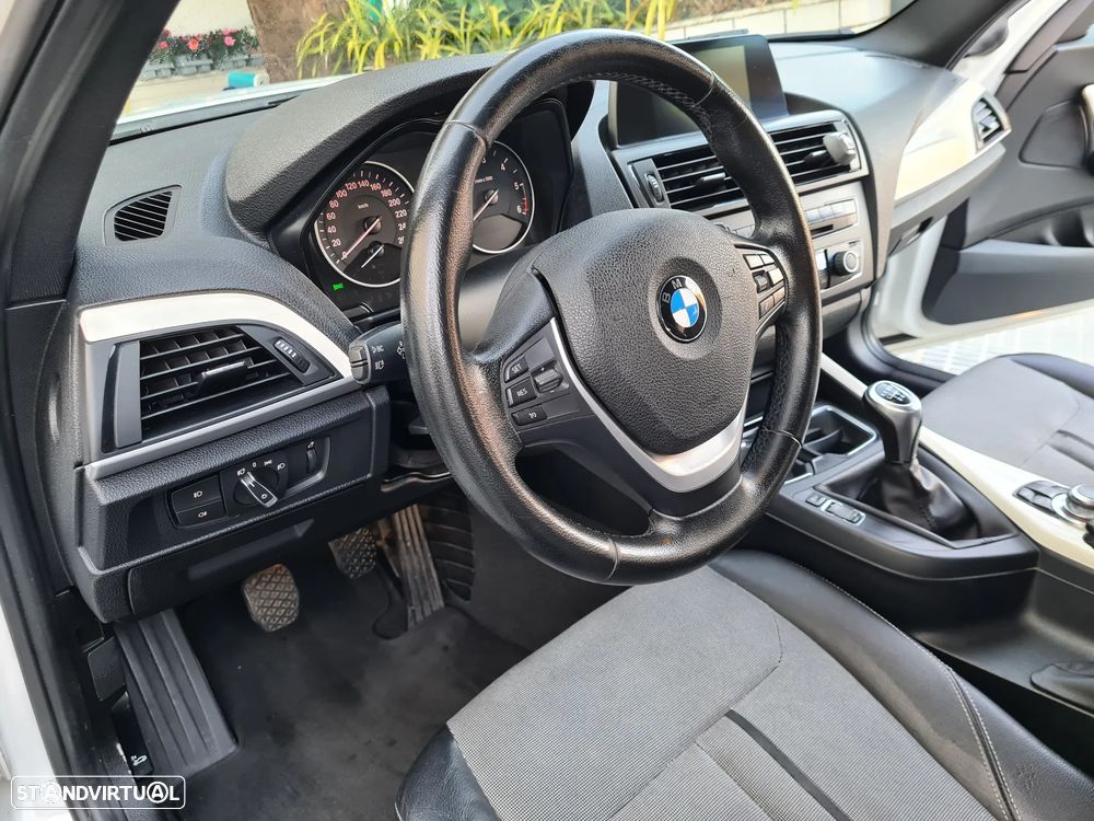 BMW 118 d Urban Line - 12