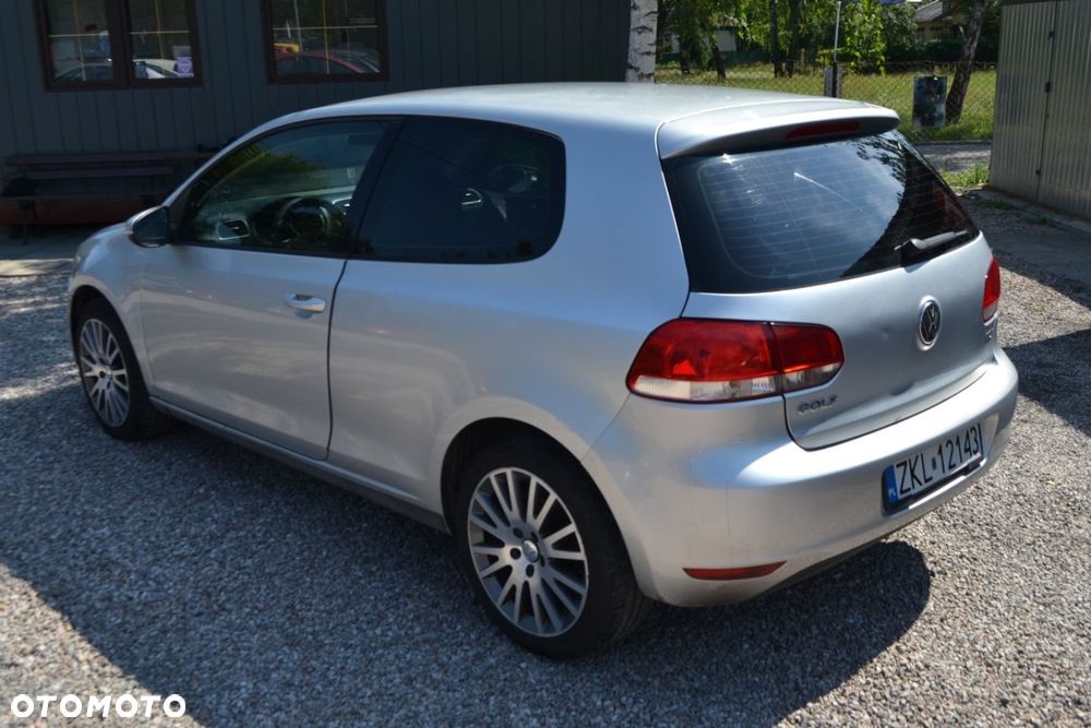 Volkswagen Golf - 4