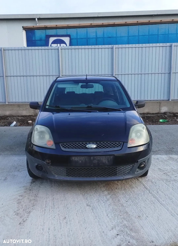 Dezmembram Ford Fiesta
