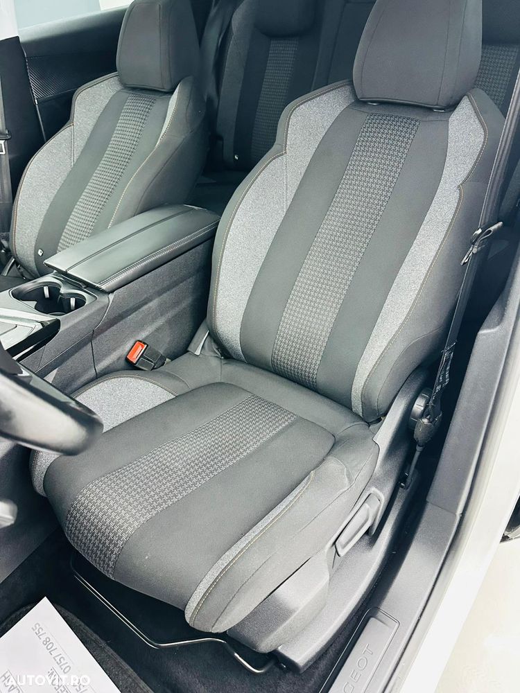 Peugeot 3008 PureTech 130 Stop & Start GPF Active - 20