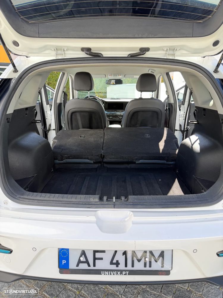 Kia Niro - 41