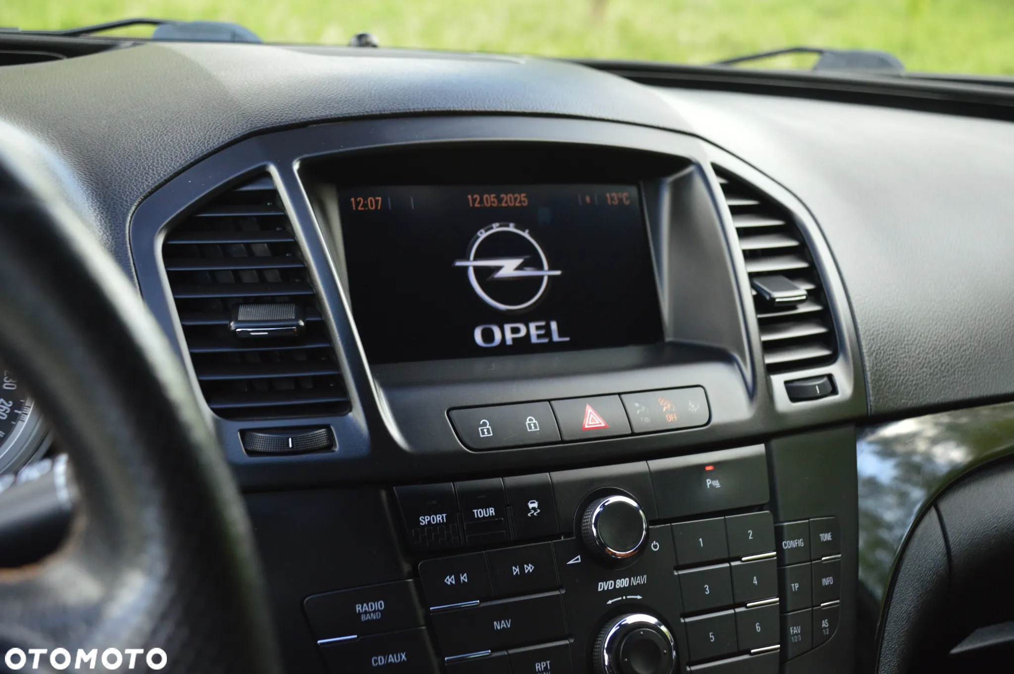 Opel Insignia 2.0 Turbo Sports Tourer Automatik Design Edition - 12