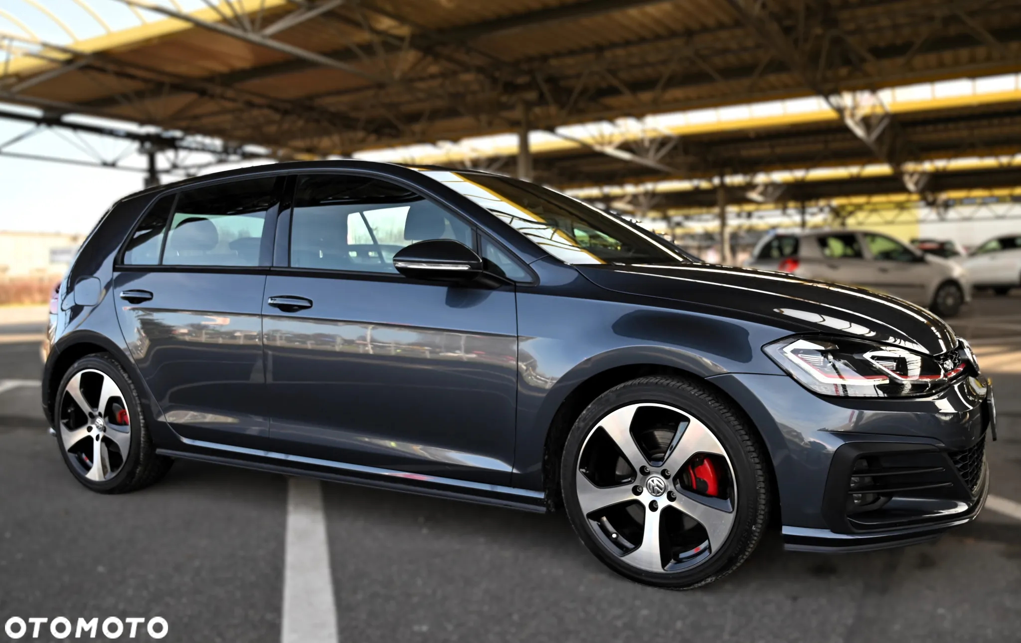 Volkswagen Golf - 14