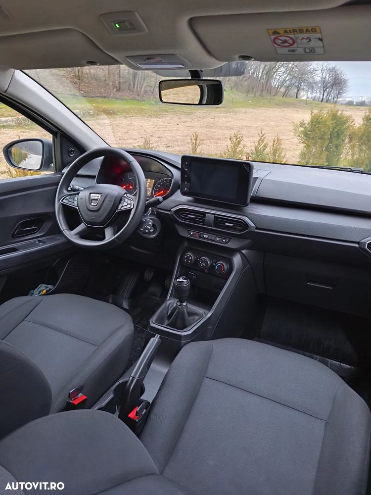 Dacia Logan TCe 90 MT6 Comfort - 12