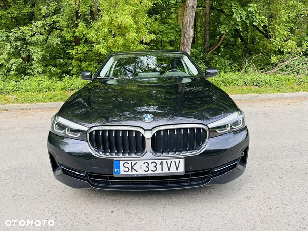 BMW Seria 5 520d mHEV sport