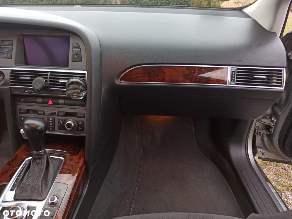 Audi A6 Limousine 2.4 Multitronic - 11