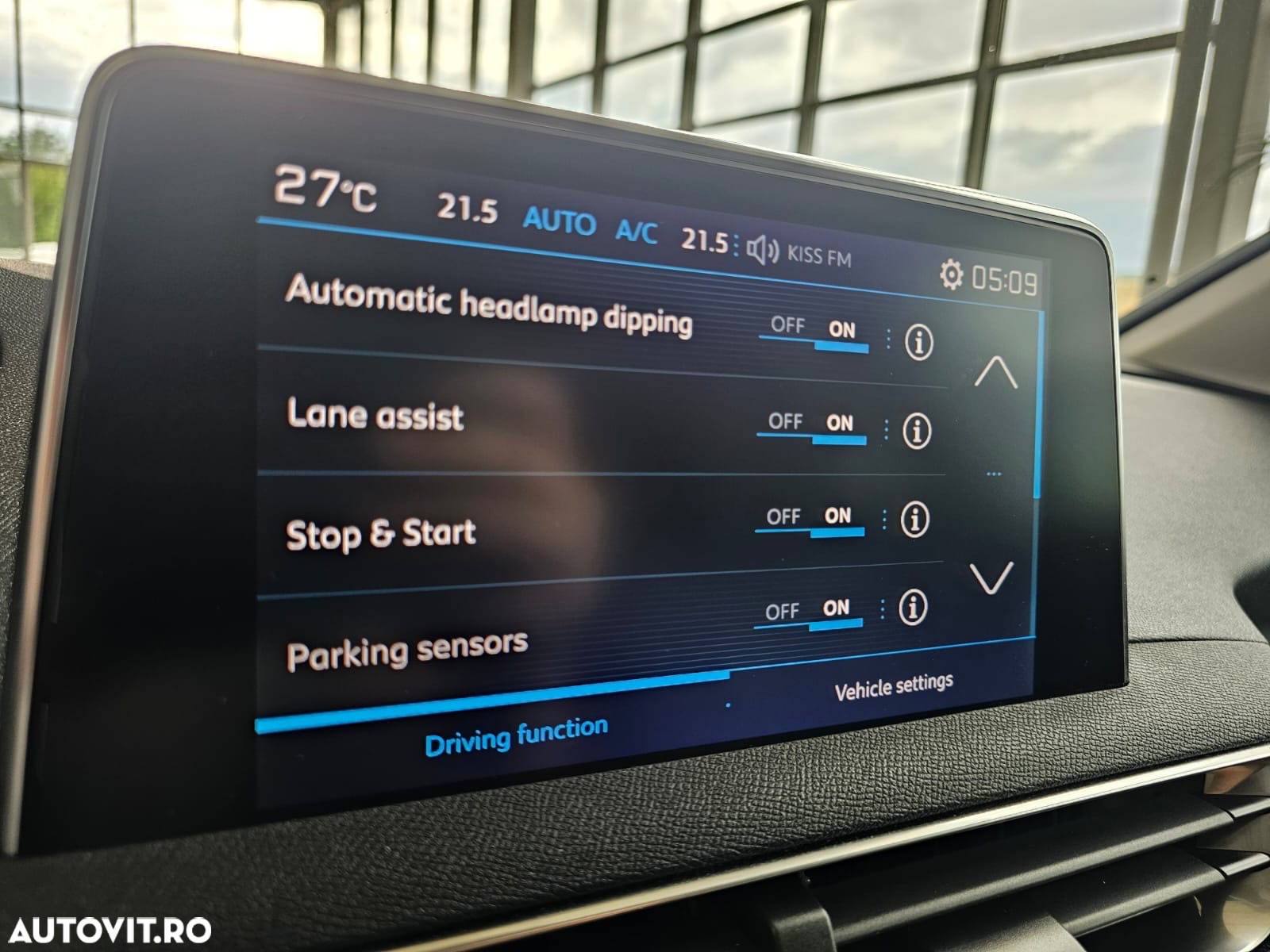 Peugeot 3008 BlueHDi 130 Stop & Start EAT8 Allure - 21
