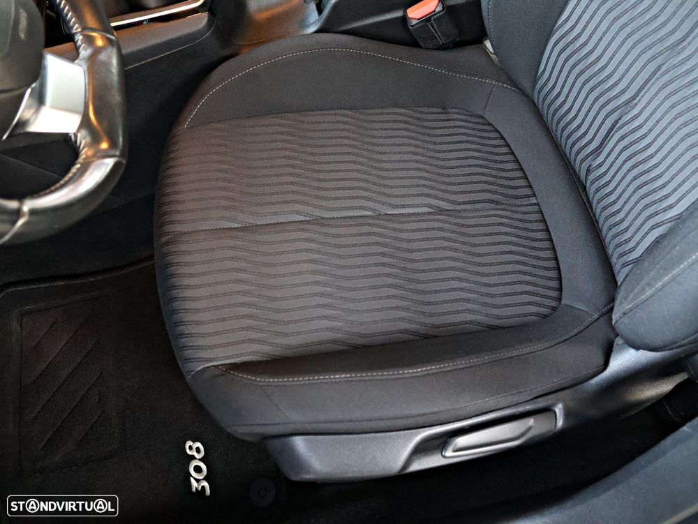 Peugeot 308 1.6 e-HDi Active J17 - 27