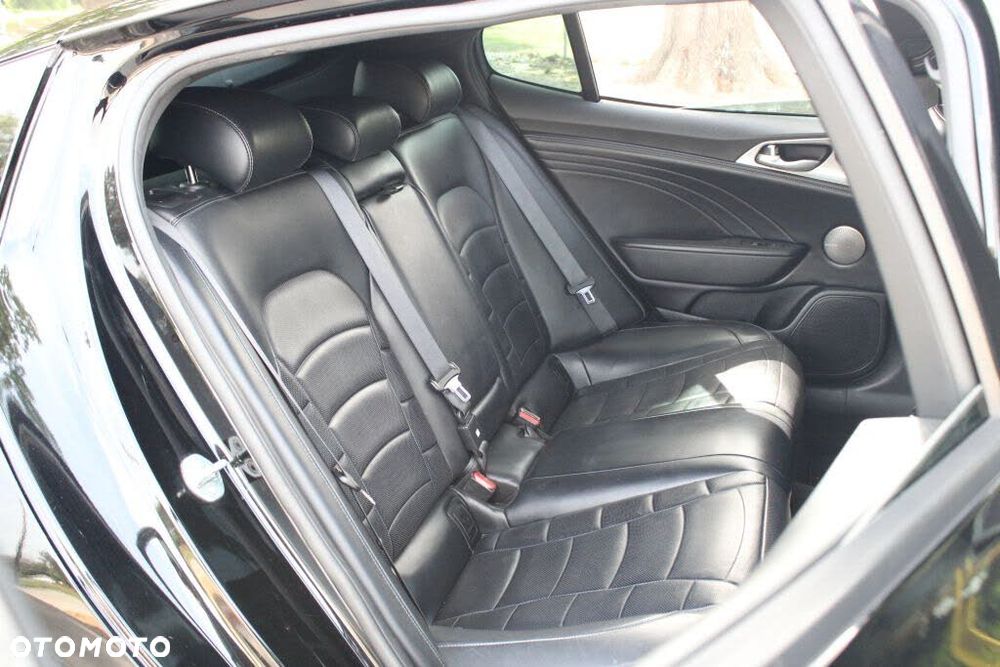 Kia Stinger 3.3 T-GDI AWD OPF GT - 16