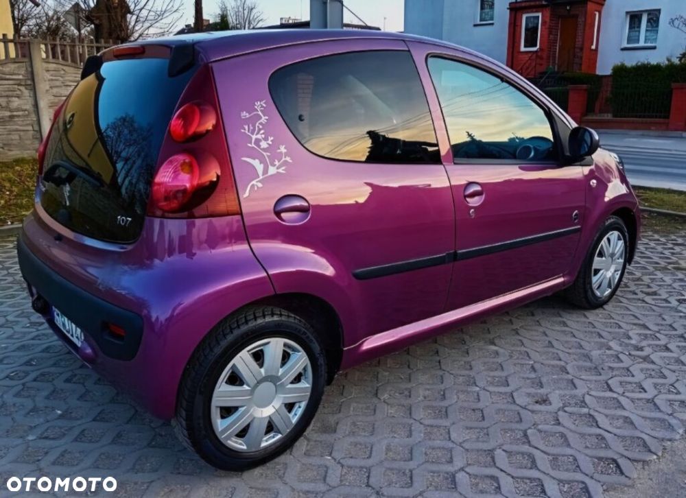 Peugeot 107 (70) 68 envy - 22