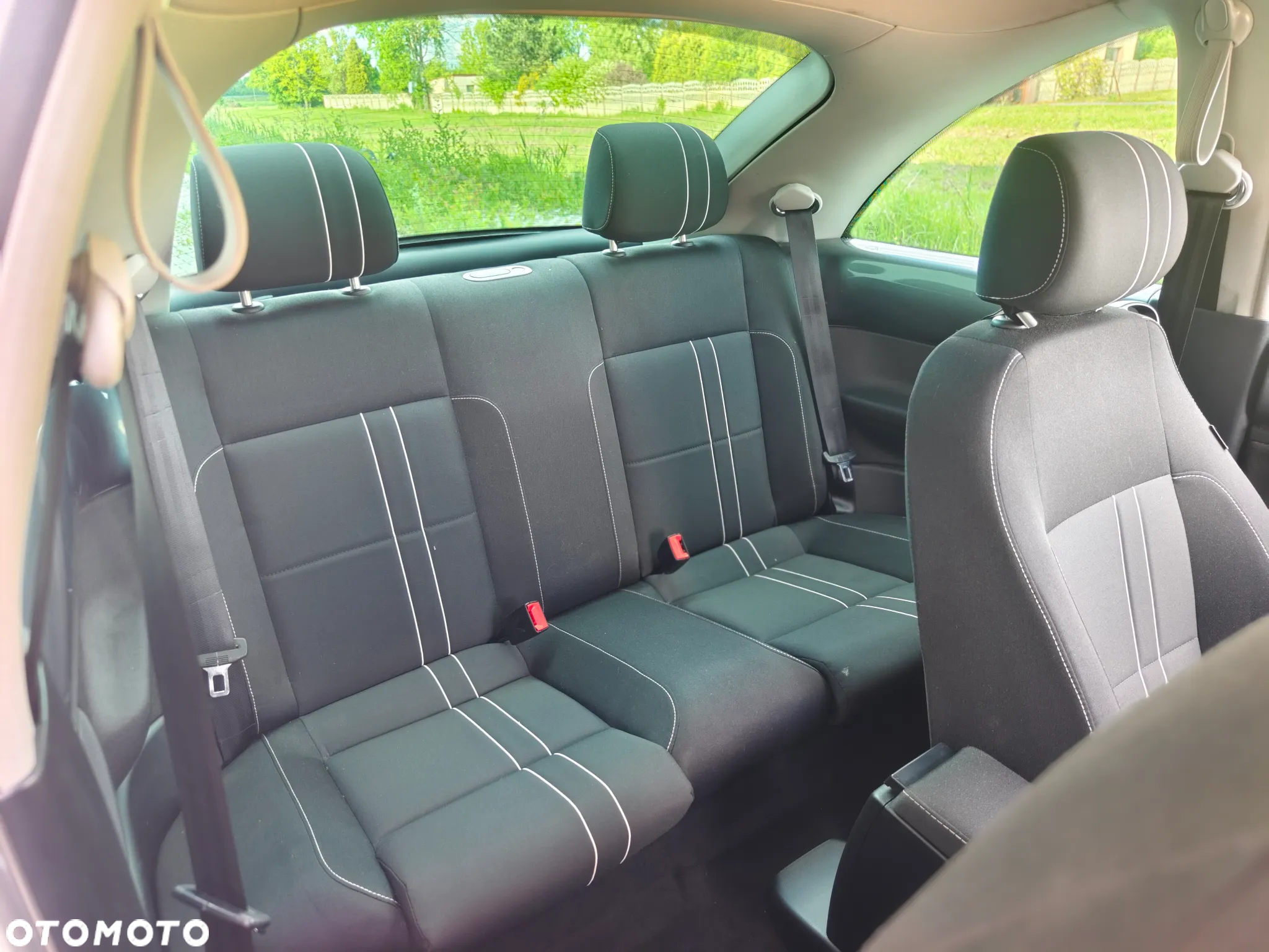 Volkswagen New Beetle 1.4 United - 16