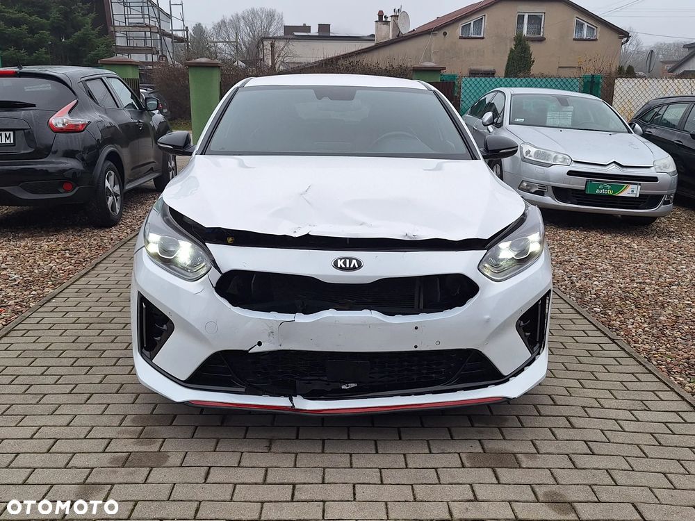 Kia ProCeed 1.6 T-GDI GT DCT - 4