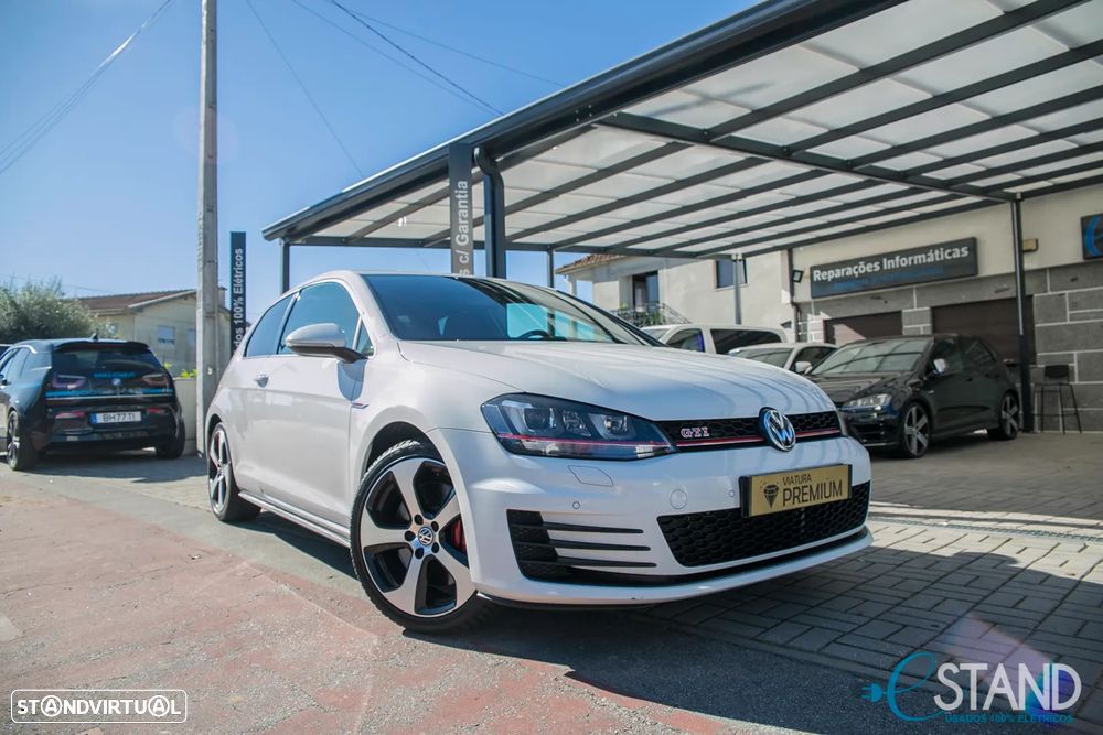 VW Golf 2.0 TSi GTi Performance - 23
