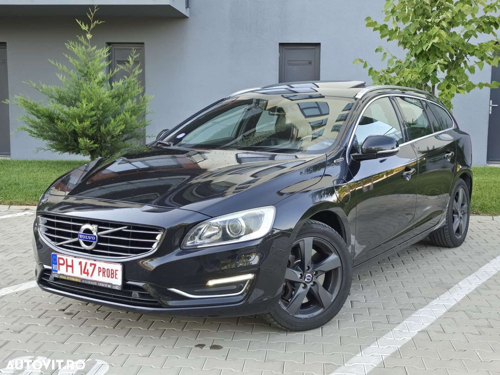 Volvo V60 D6 Plug-In-Hybrid AWD Geartronic Summum - 1