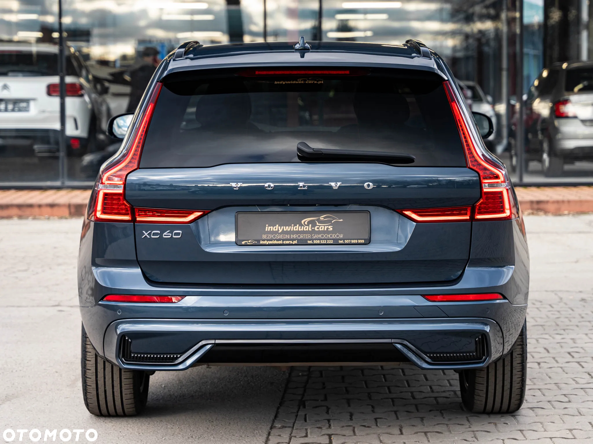 Volvo XC 60 B4 D AWD Ultimate Dark - 19