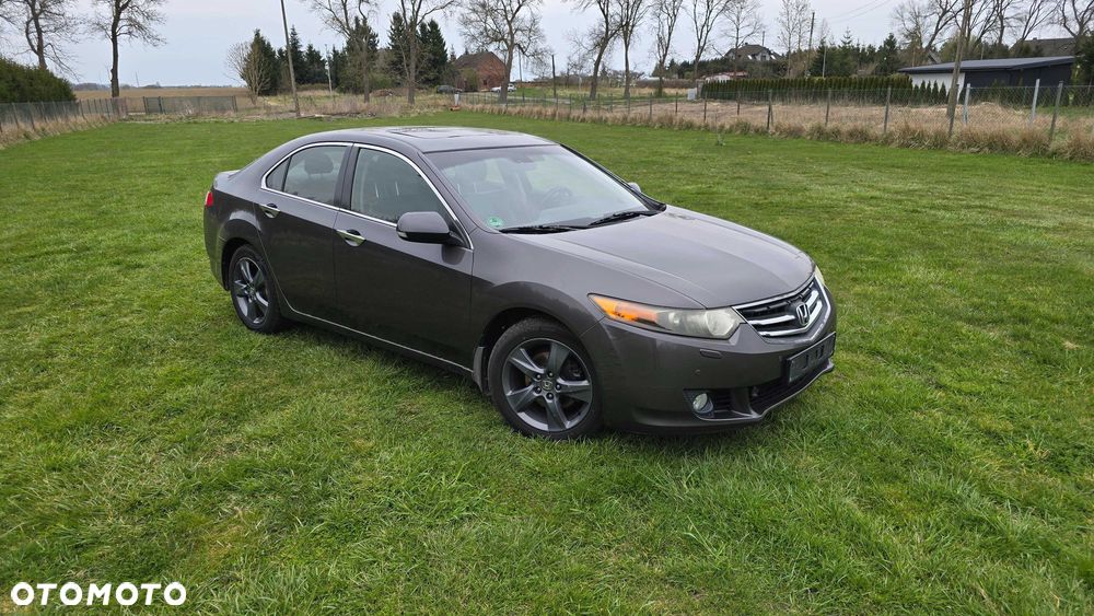 Honda Accord - 1