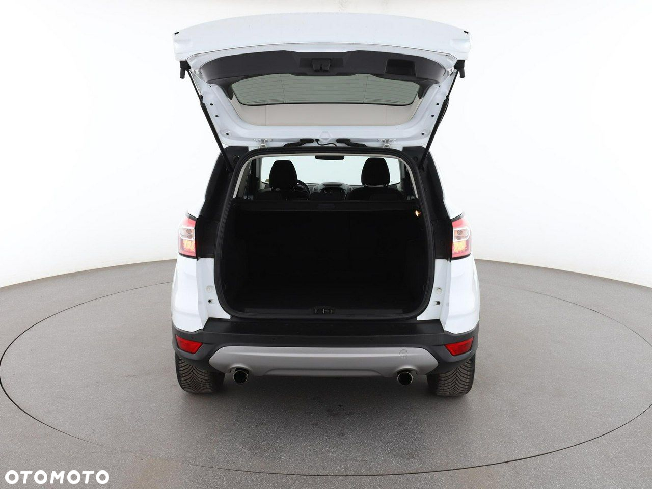 Ford Kuga 1.5 EcoBoost 2x4 Cool & Connect - 15