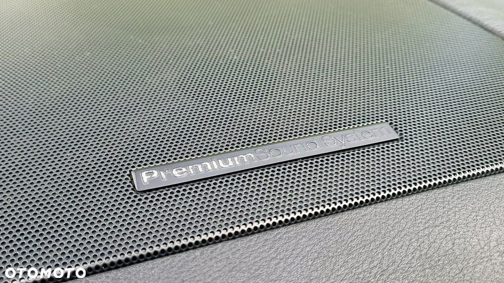 Ford S-Max - 17