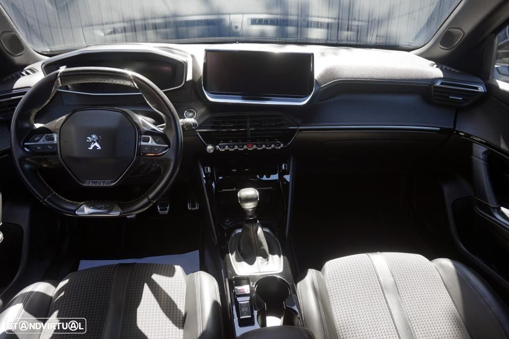 Peugeot 2008 1.2 PureTech GT Line - 10