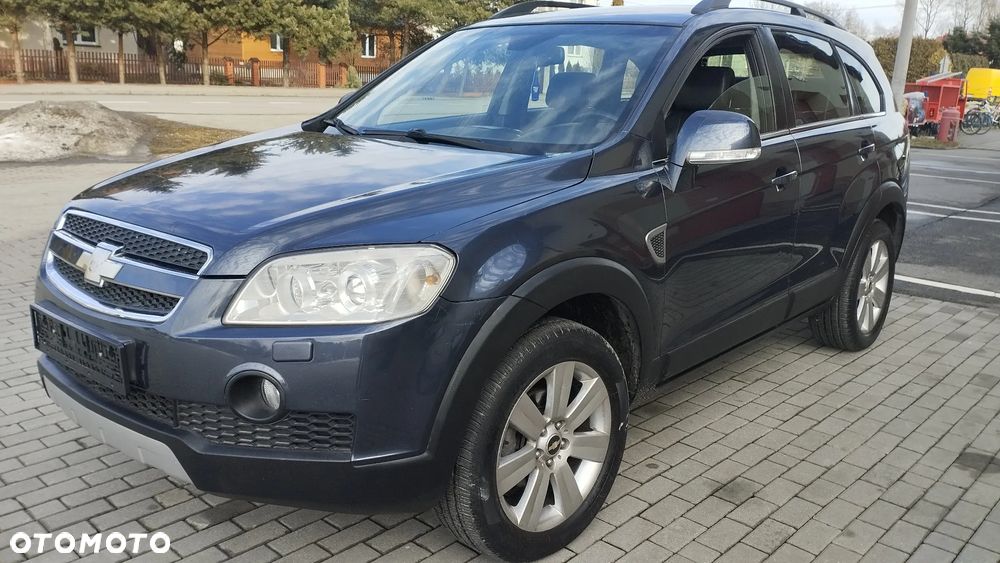 Chevrolet Captiva 2.0 4WD 7 Sitzer Automatik LT Exclusive - 1