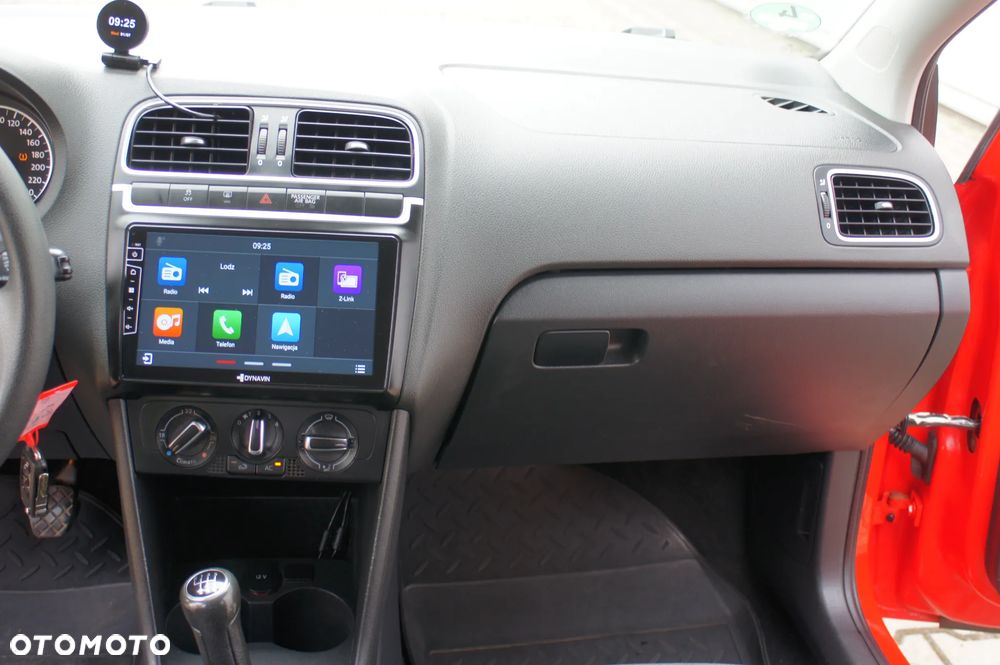 Volkswagen Polo 1.2 TSI Blue Motion Technology Comfortline - 27