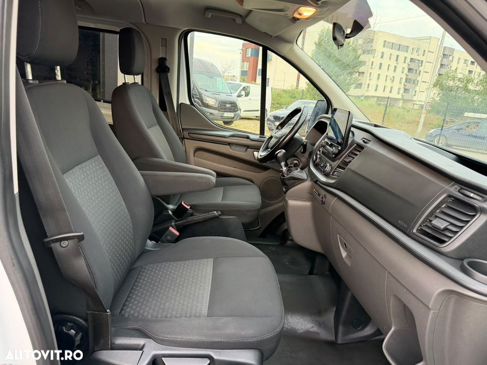 Ford Transit Custom - 13