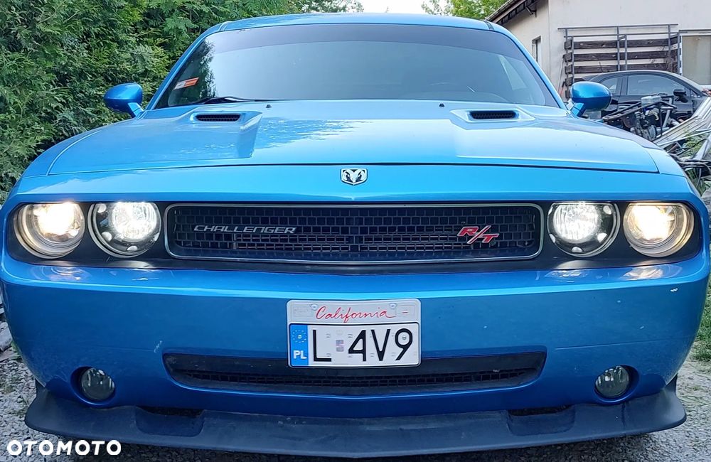 Dodge Challenger - 4
