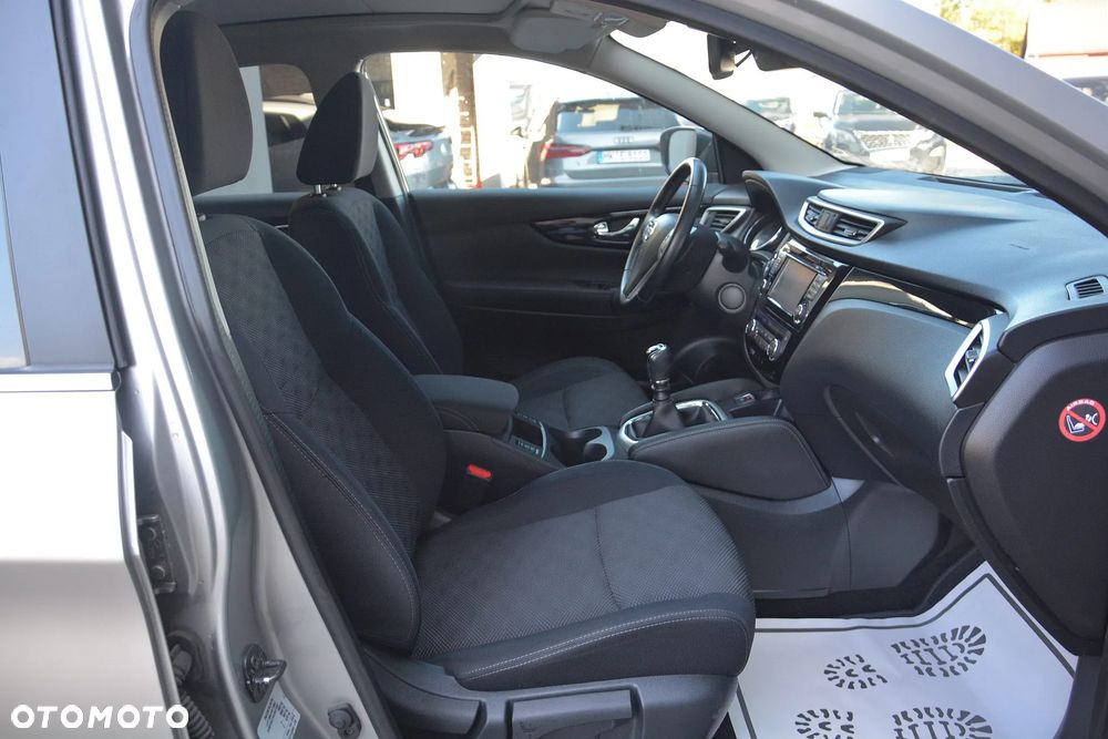 Nissan Qashqai 1.2 DIG-T N-Connecta - 14