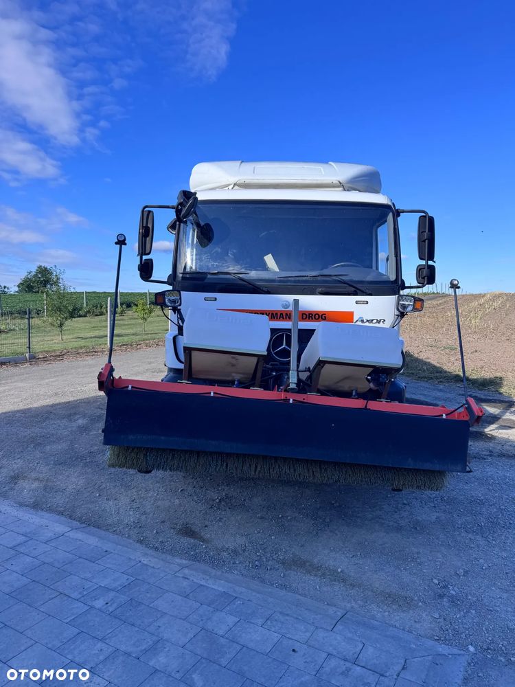 Mercedes-Benz AXOR - 3