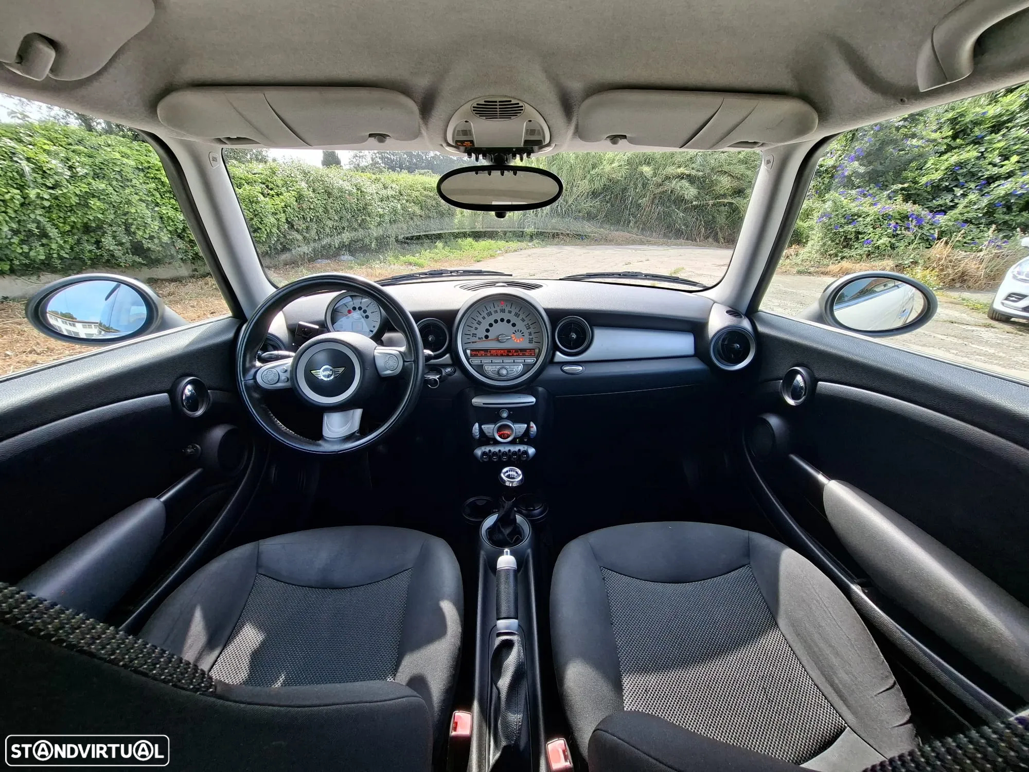 MINI 3 Portas Cooper D - 24