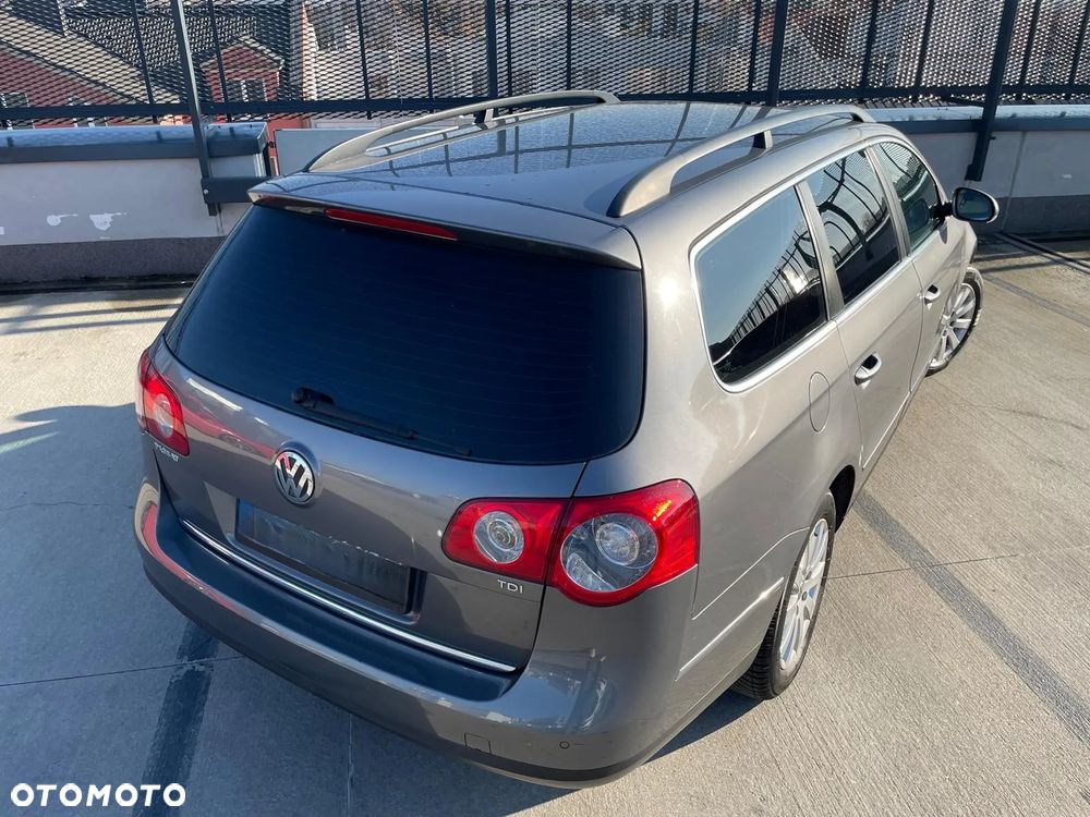 Volkswagen Passat 1.9 TDI Comfortline - 8