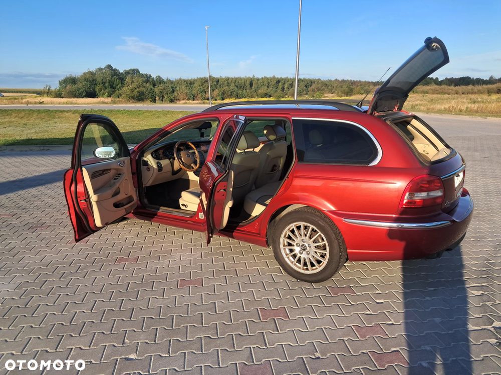 Jaguar X-Type 2.5 V6 4x4 Executive - 7