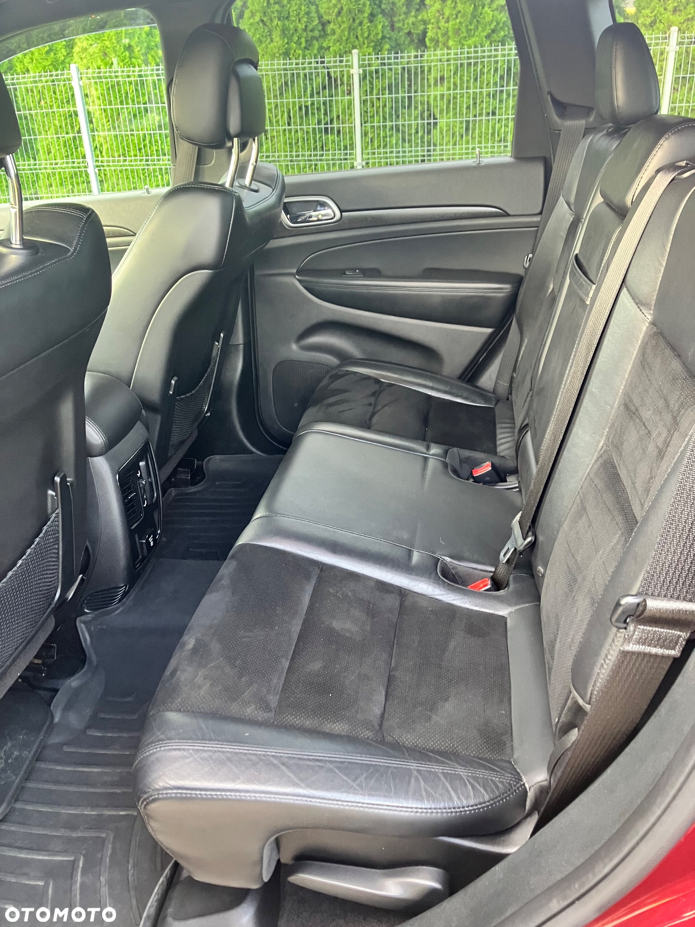 Jeep Grand Cherokee - 17