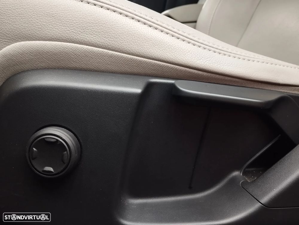 Volvo XC 40 2.0 D3 Inscription Geartronic - 19