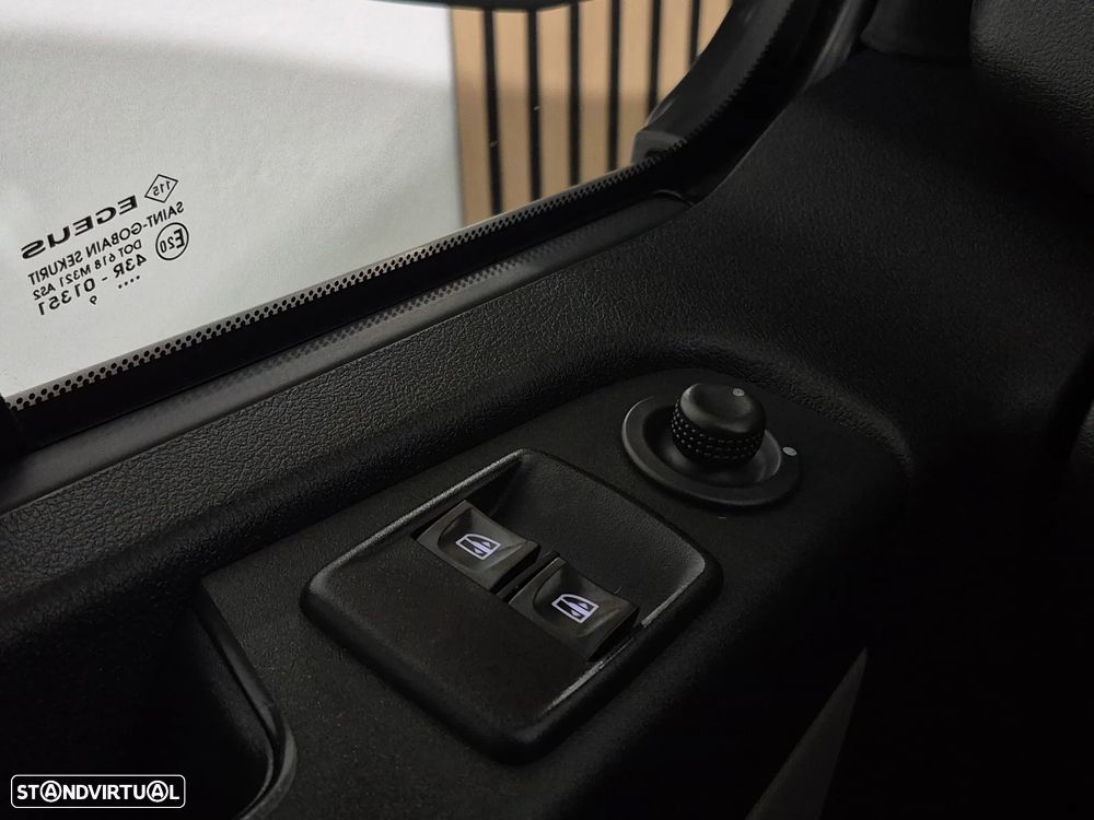 Renault Trafic 1.6 dCi L1H1 1.2T SS - 16