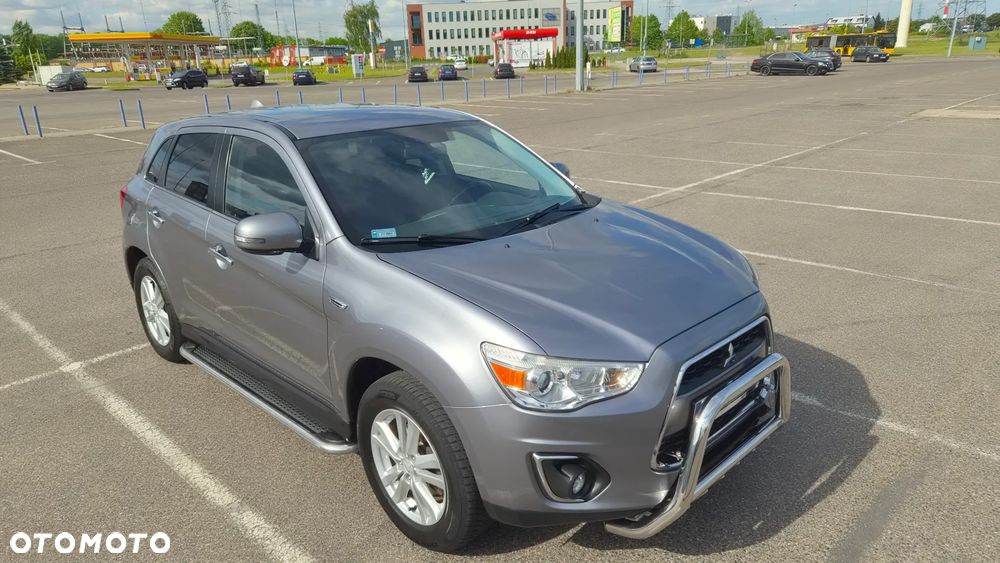 Mitsubishi ASX - 10