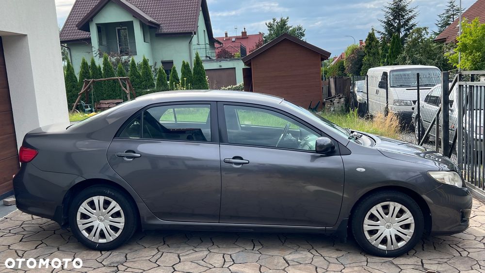 Toyota Corolla - 7
