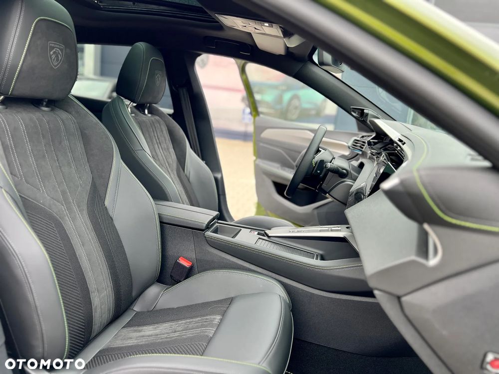 Peugeot 408 1.2 PureTech mHEV GT Exclusive S&S e-DSC6 - 17