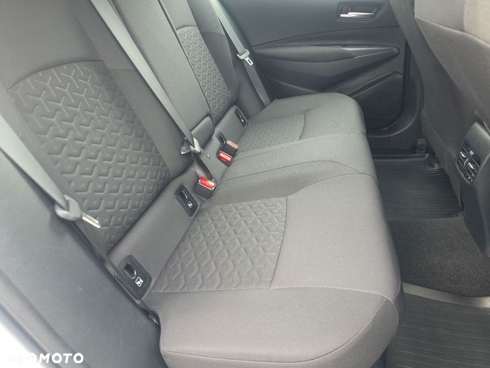 Toyota Corolla - 9
