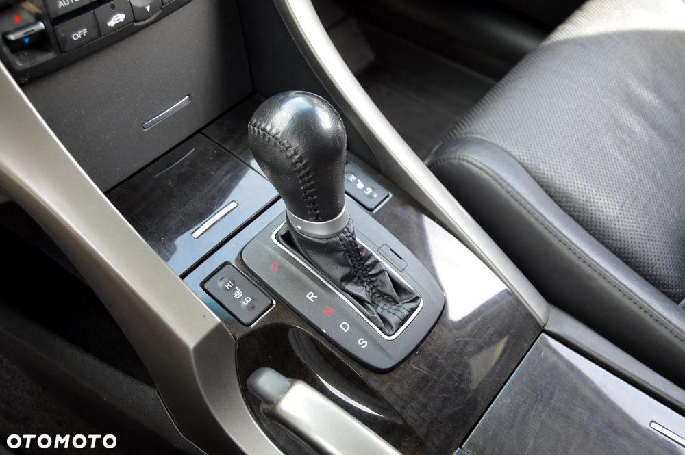 Honda Accord 2.4 Executive - 23