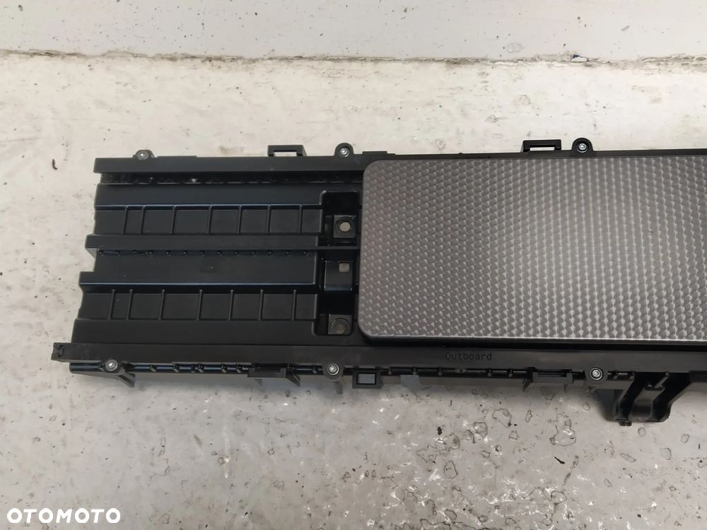 RANGE ROVER SPORT L494 UCHWYT NA KUBEK TUNELU ŚRODKOWEGO 2 WERSJE ORYGINAŁ - 14